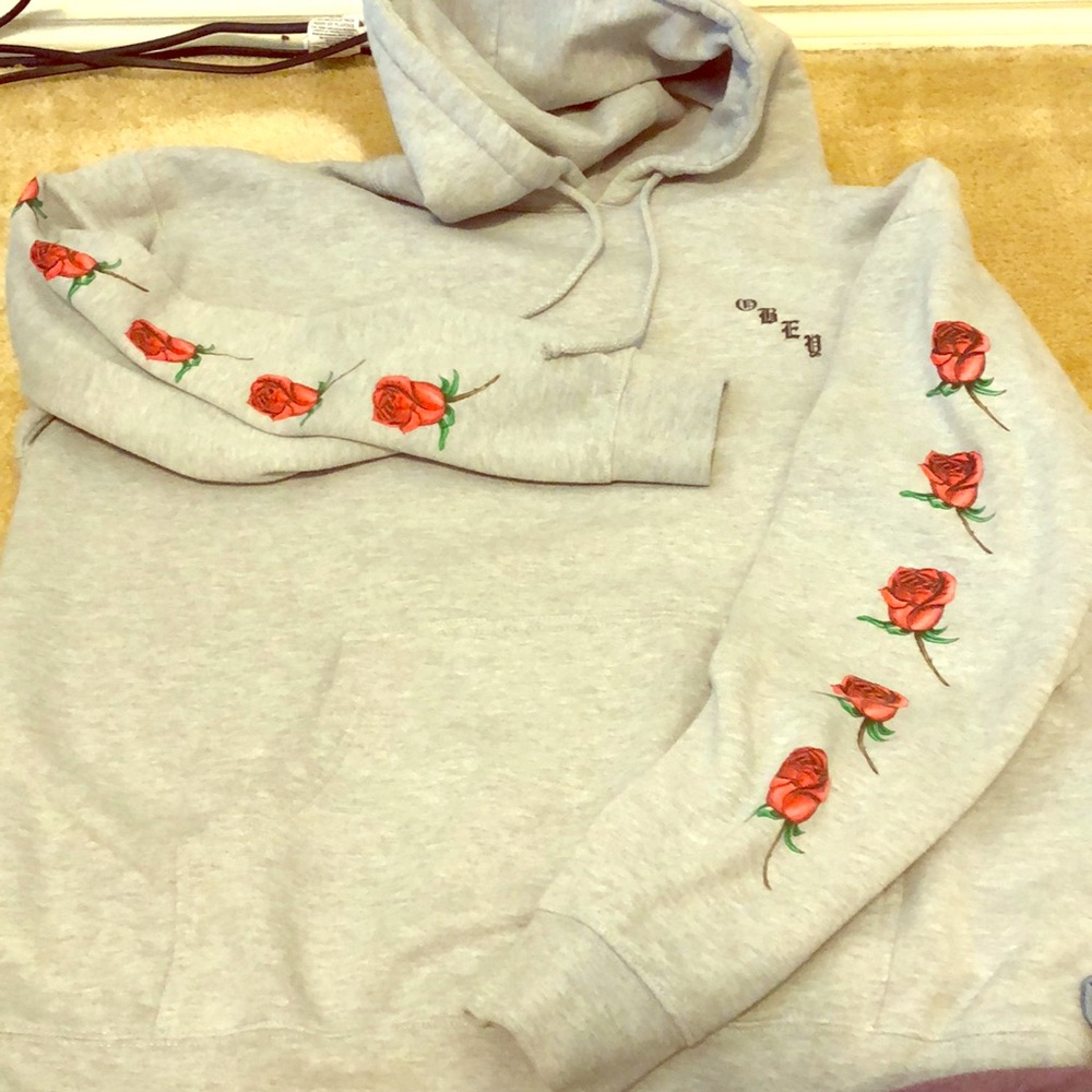 “Obey” sweatshirt hoodie